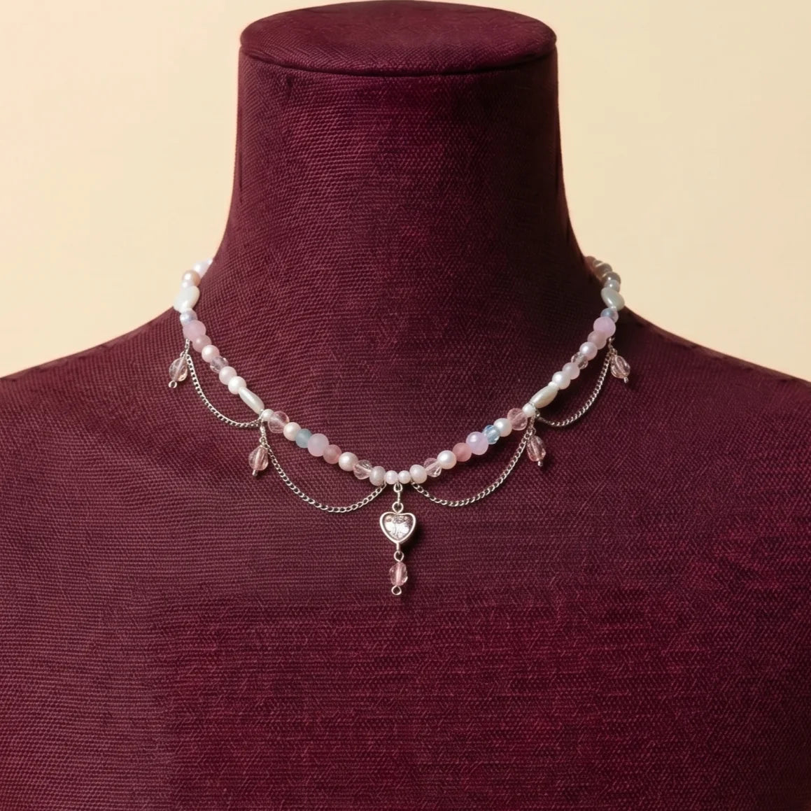 Blush Amour — Collier Perles Roses & Blanches Pendentif Cœur | Auraya